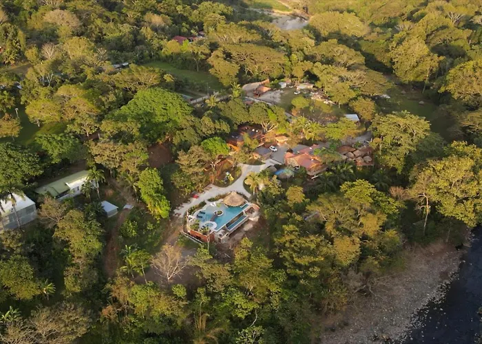 Hotel Poza Blanca Lodge